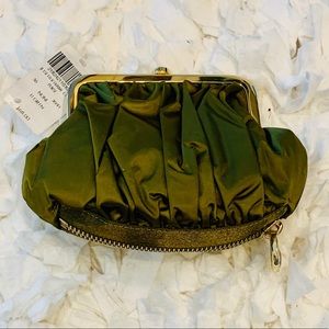 Henri Bendel Jetsetter Coin Purse NWT
